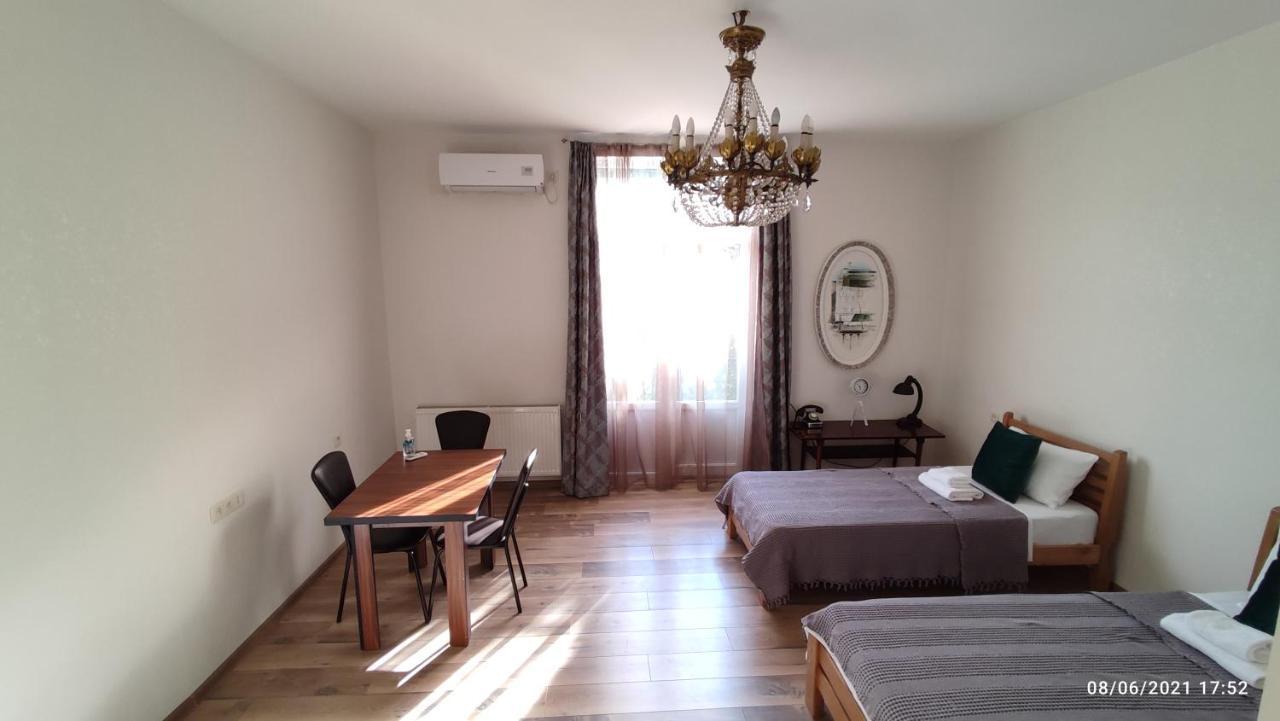 Piano Foyer Apartments At City Center Tbilisi Exterior photo